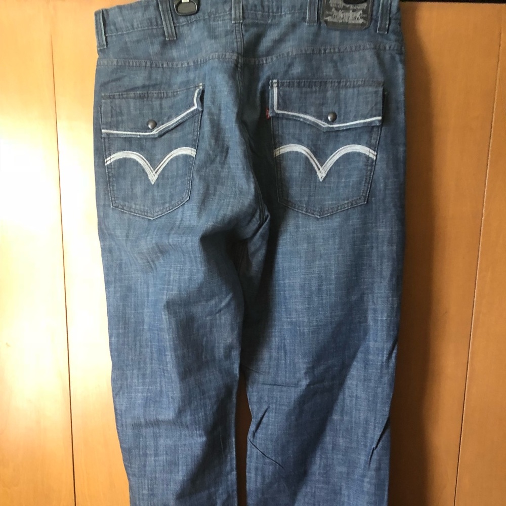 Levi jeans